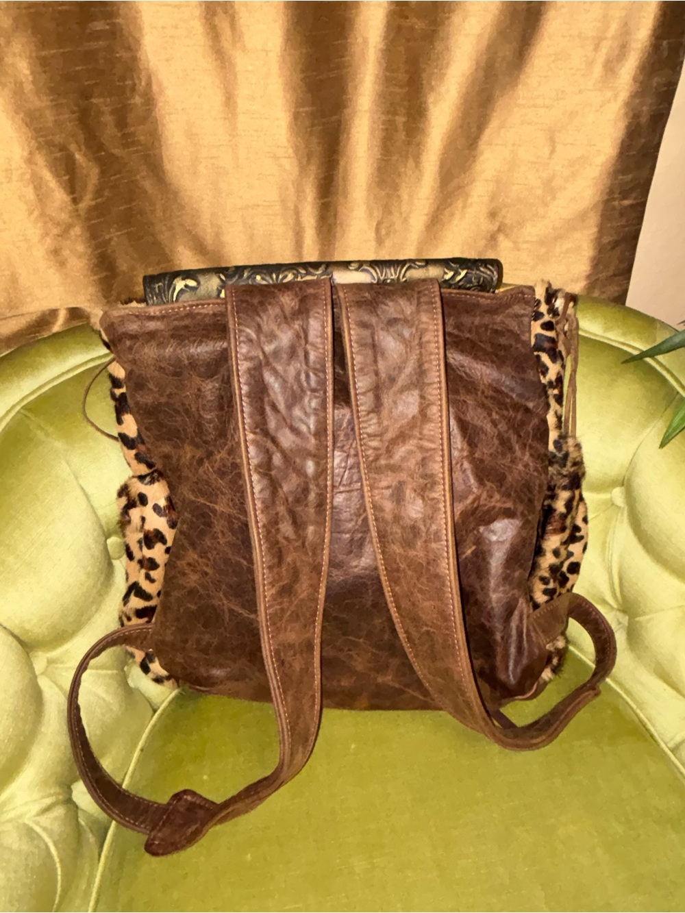 Metallic Cowhide / Leopard Fringe Bucket Handbag/ Backpack 18”X20” - Picture 11 of 14